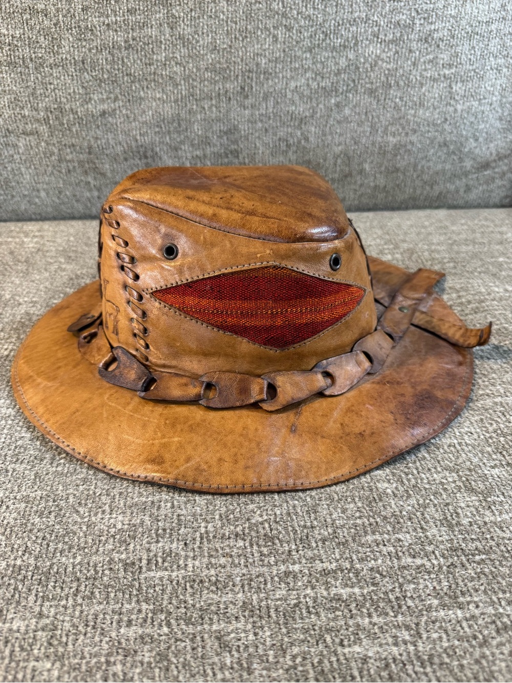 Leather Outback Hat with Red Accent - Size Medium/Large - Picture 4 of 9